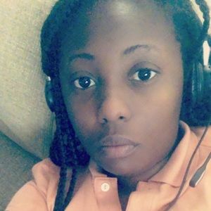 Meet your Posher, Corrisa